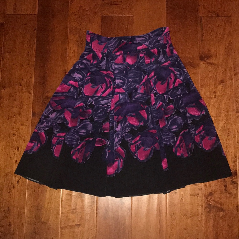 ELLIE TAHARI FLORAL SKIRT